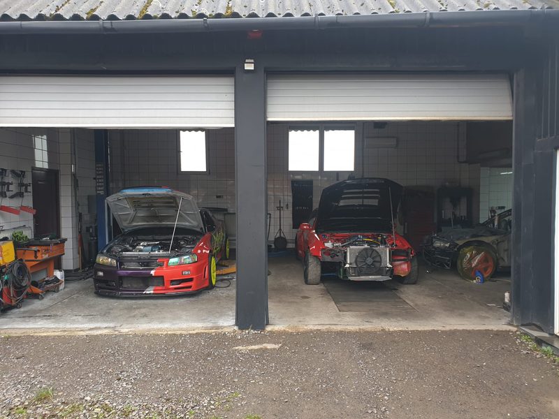 Demon Garage — widok warsztatu