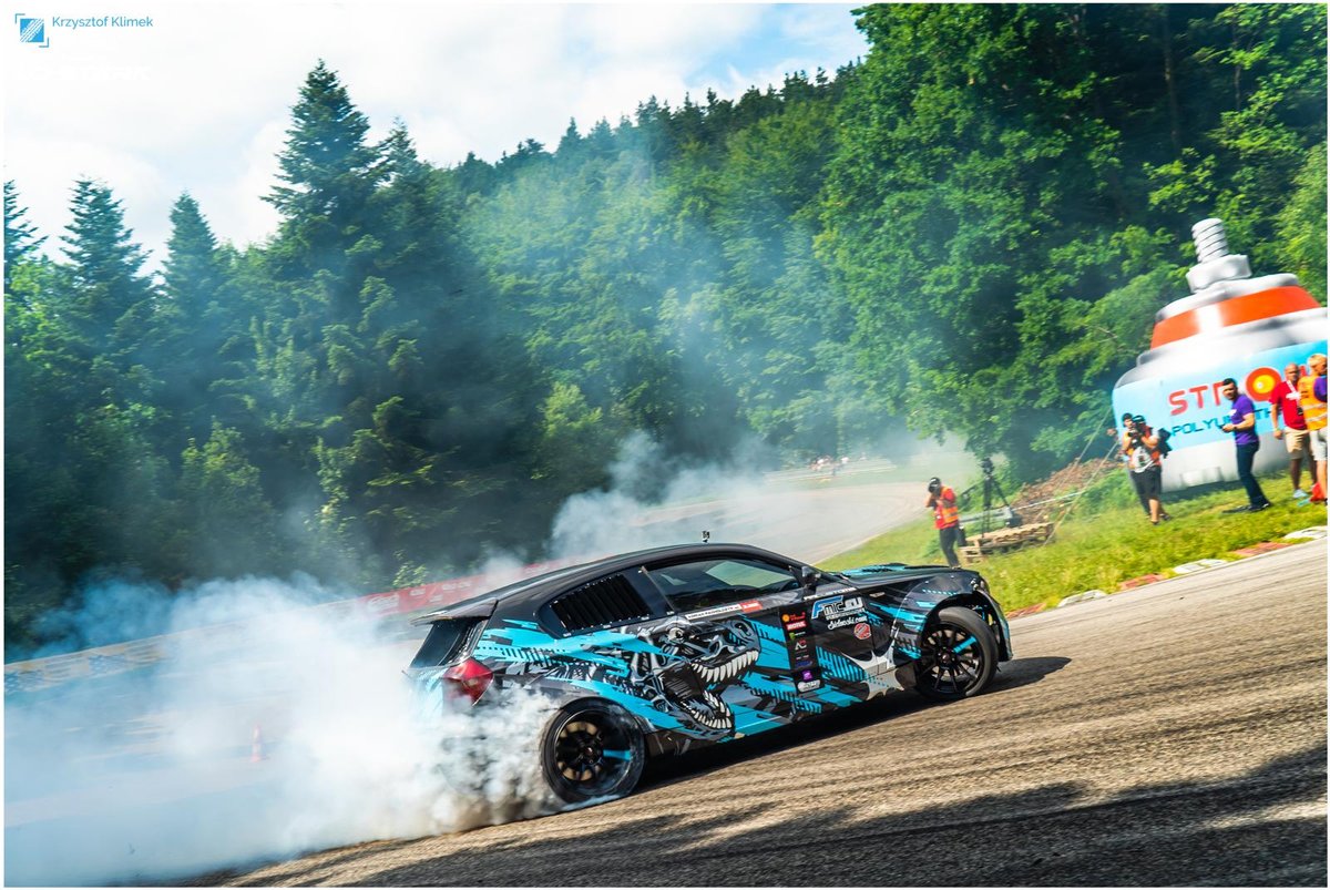 Demon Garage — Renault Megane w akcji na torze wyścigowym
